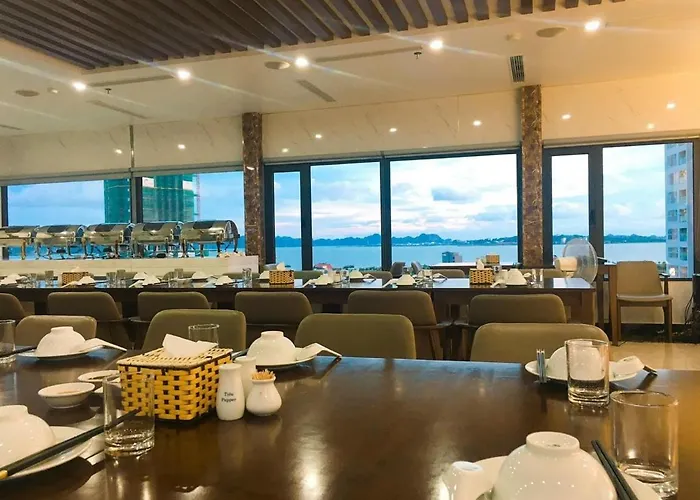 Hotel Centrica Hạ Long