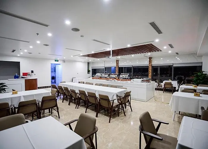 Centrica Hotel 3*