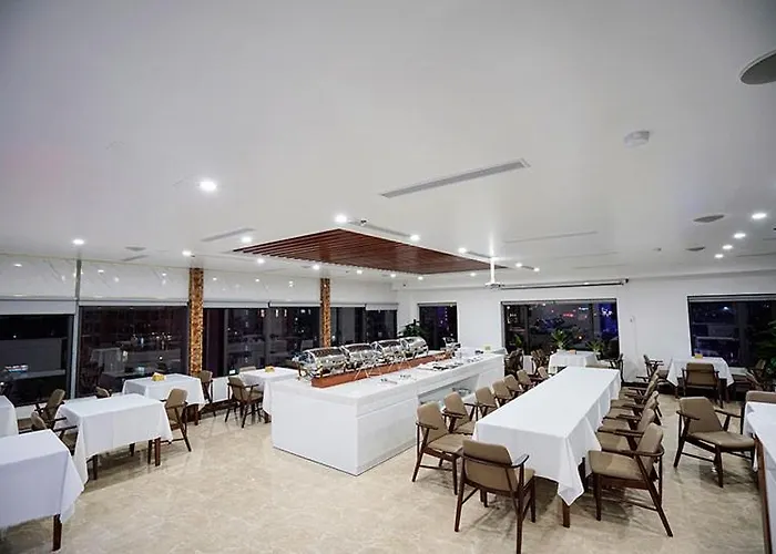 Centrica Hotel Hạ Long
